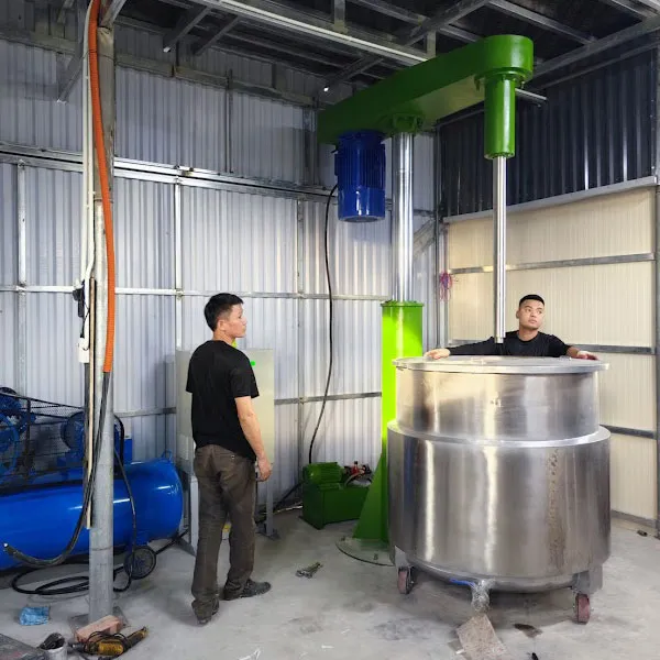 Máy khuấy 2000 lít cho sản xuất sơn và hóa chất công nghiệp