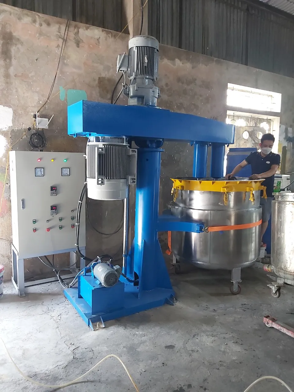 Máy khuấy trộn bột bả