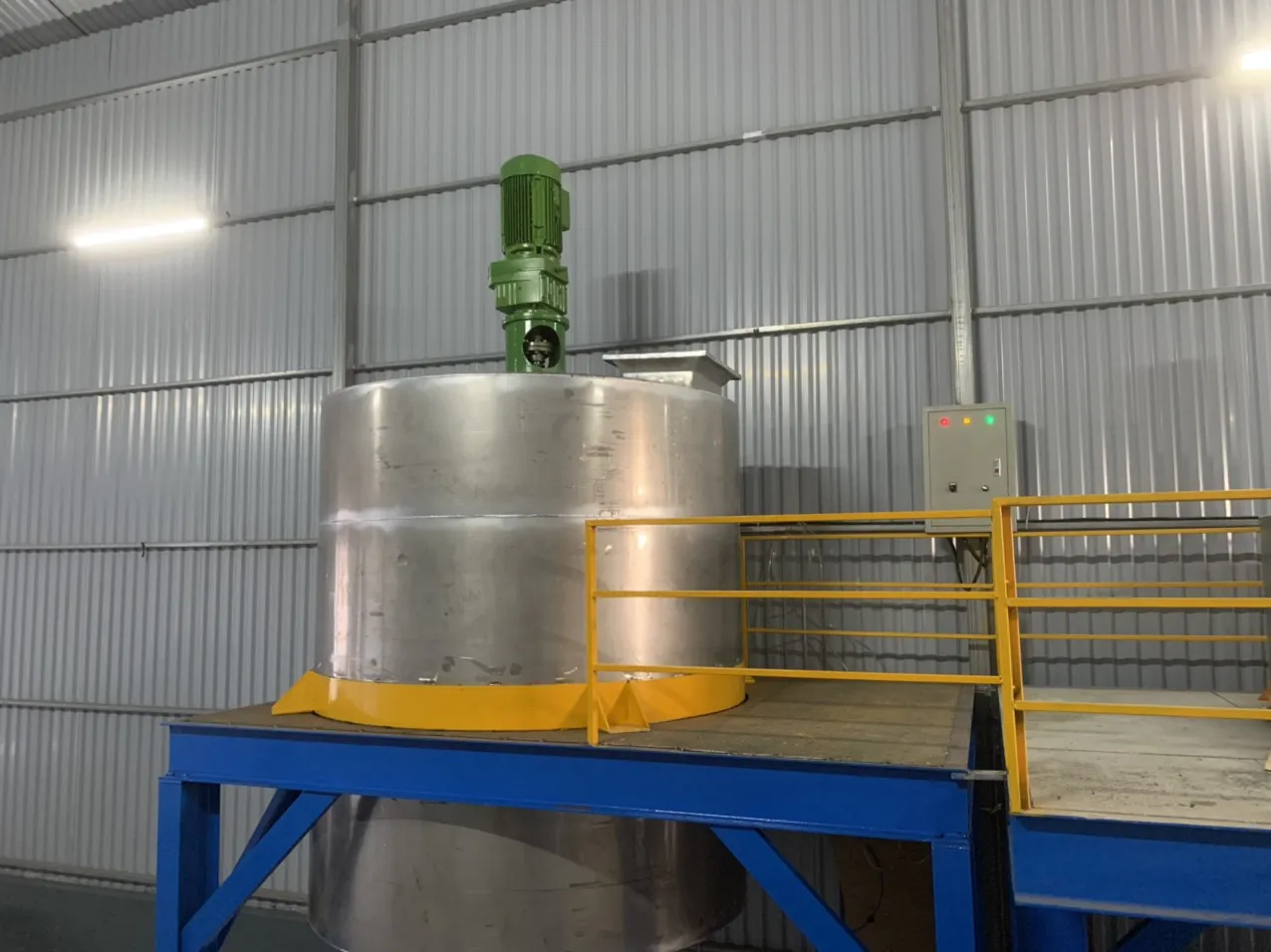 Máy khuấy nước giặt